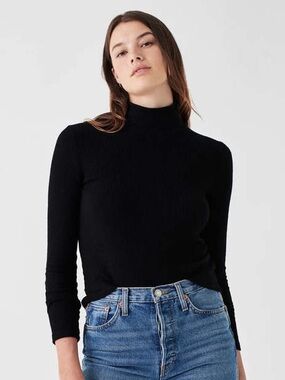 Faherty Legend Rib Roscoe Turtleneck Black Large Fitted Cotton Knit